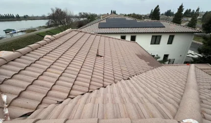 Roof Cleaning Services